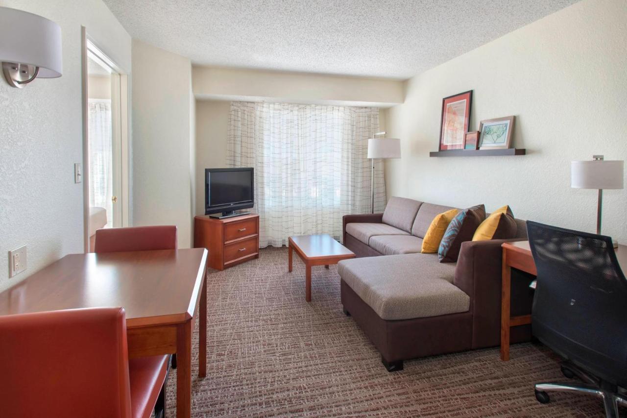 Residence Inn Long Island Hauppauge/Islandia Екстериор снимка