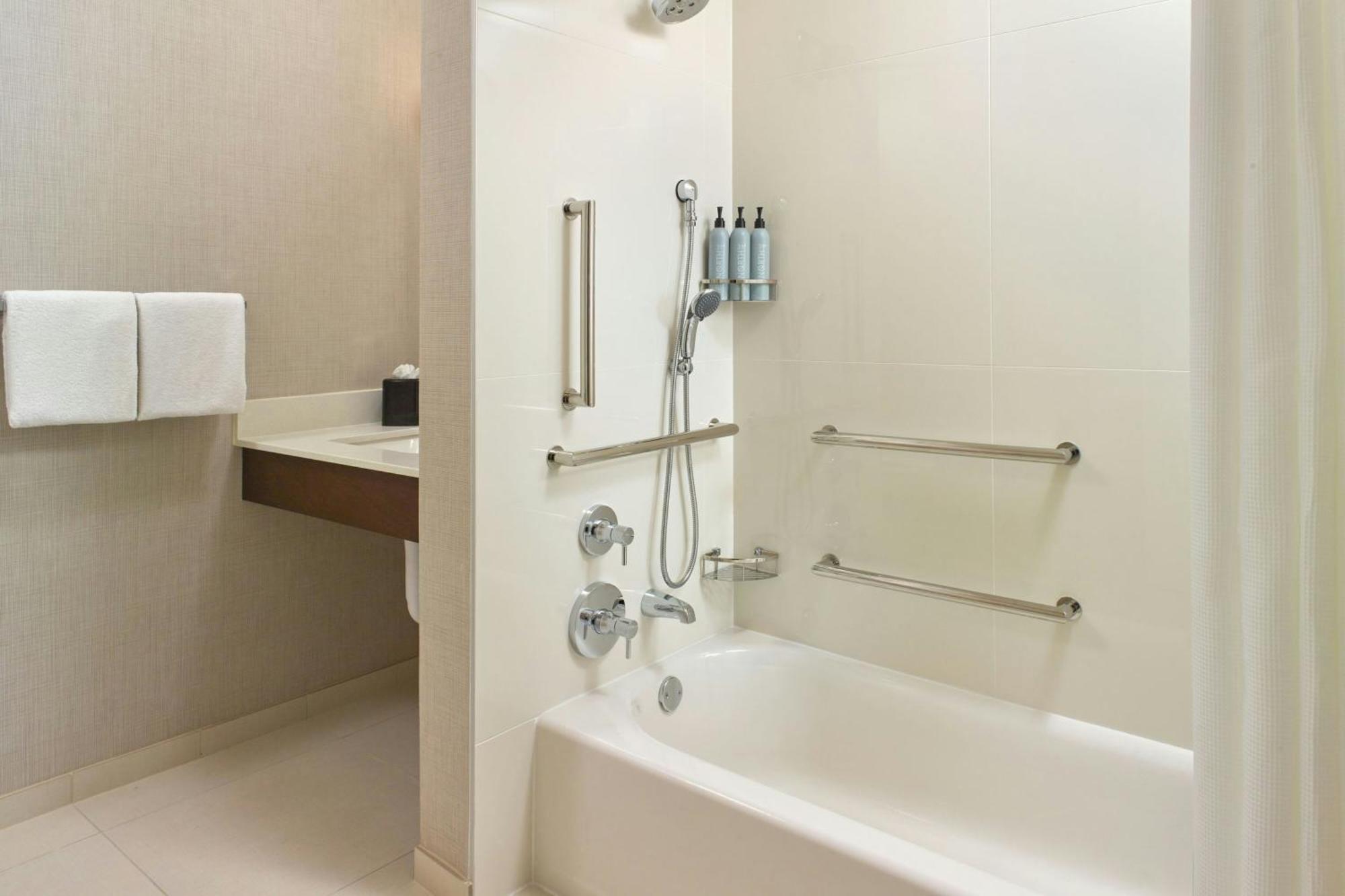 Residence Inn Long Island Hauppauge/Islandia Екстериор снимка
